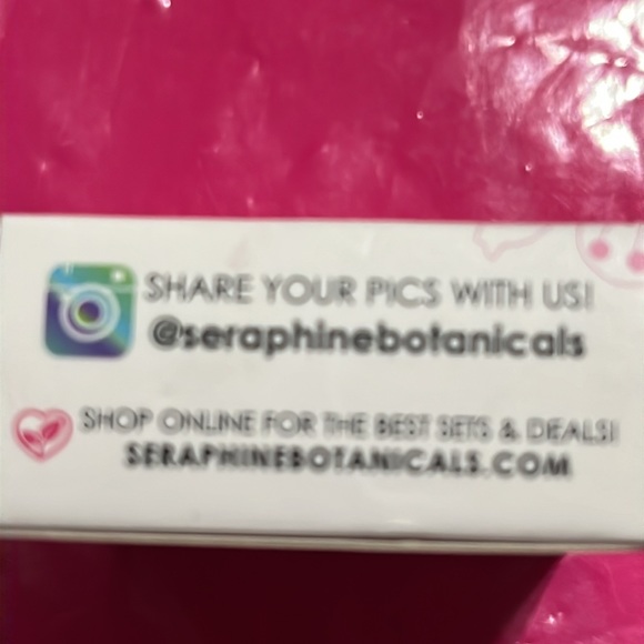 Seraphine CRANBERRY + DEW Dewy lip remedy - Picture 9 of 9